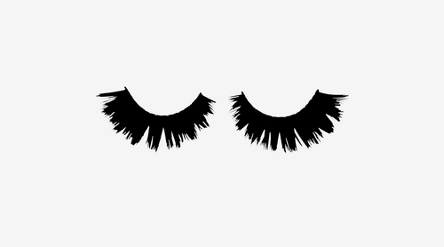 How to Remove False Lashes Safely and Painlessly